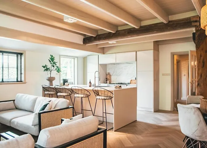 Luxe Stolpboerderij Vol Sfeer En Authentieke Details Voor 4 In Twisk Villa foto