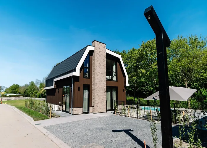 Stay With Private Pool & Hot Tub Waarland Foto