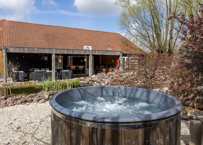 Studio With Pool Table And Optional Sauna & Hot Tub Zwaanshoek foto