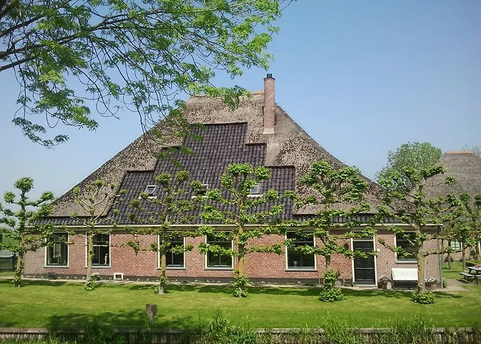 Bed And Breakfast Maartje Cornelis Hoeve Barsingerhorn photo